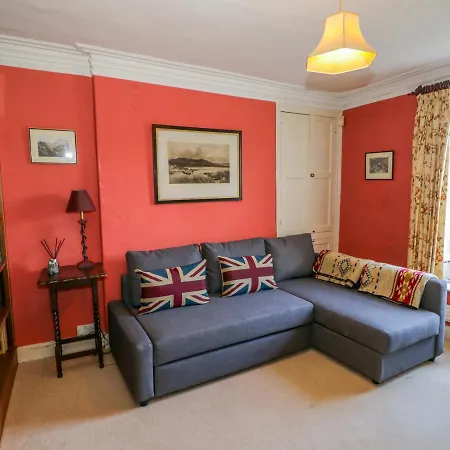 Ferienhaus The White House Grange-over-Sands